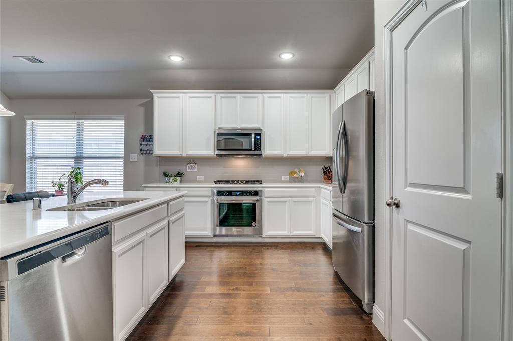 2085 Avondown Road