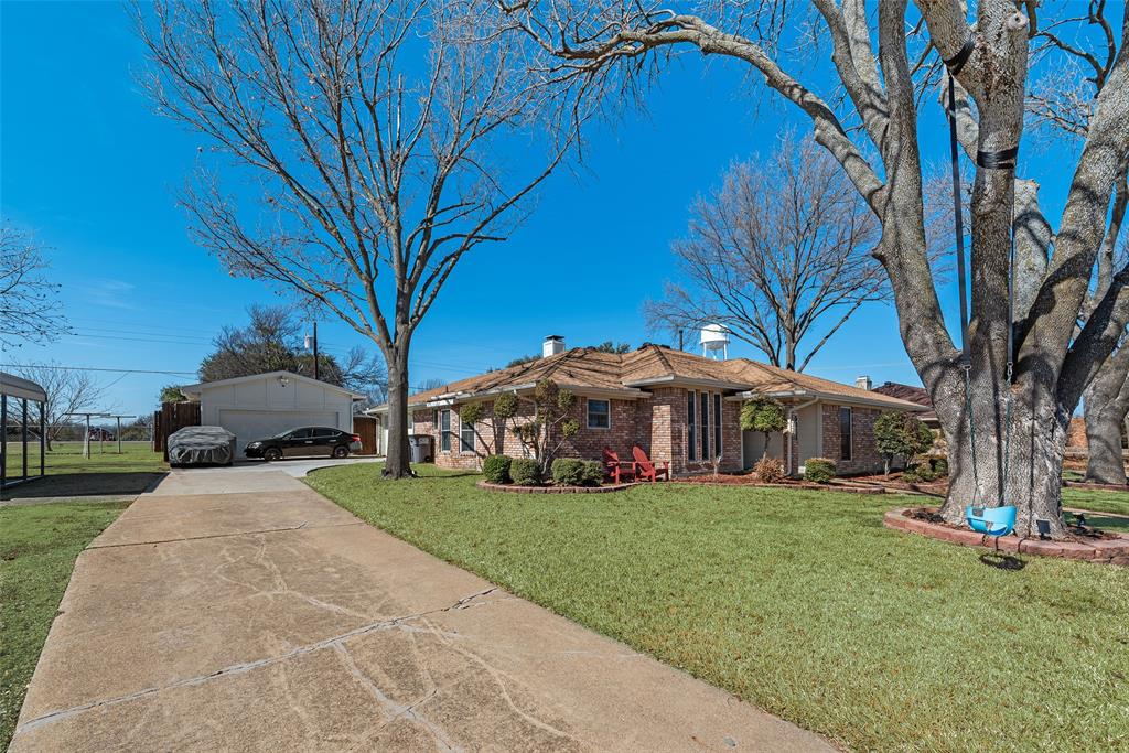 5411 Peach Tree Lane