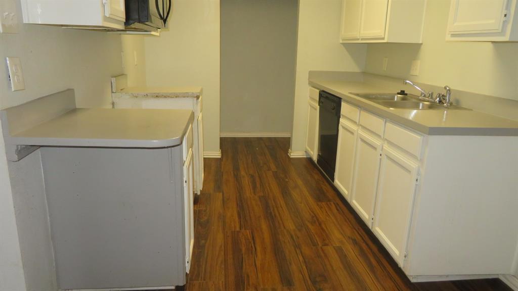 Crest The - Residential