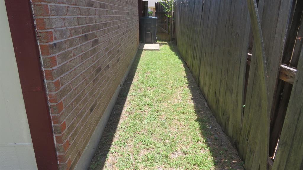 Crest The - Residential