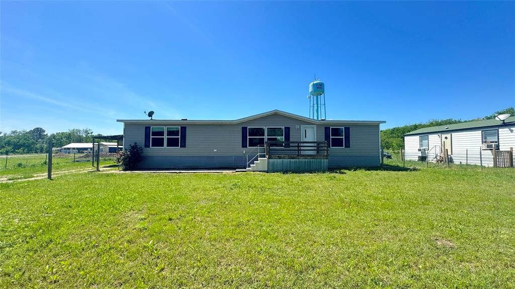 Photo of 11561 County Road 352, Terrell, TX 75161 (MLS # 21248996)