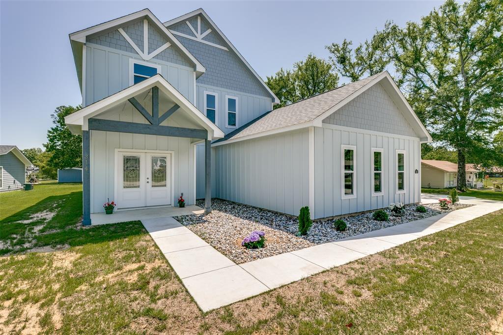 314 Oak Creek Drive