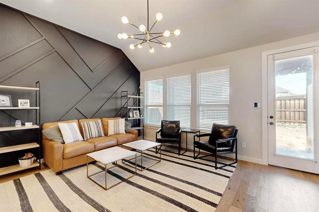 529 Hummingbird Drive