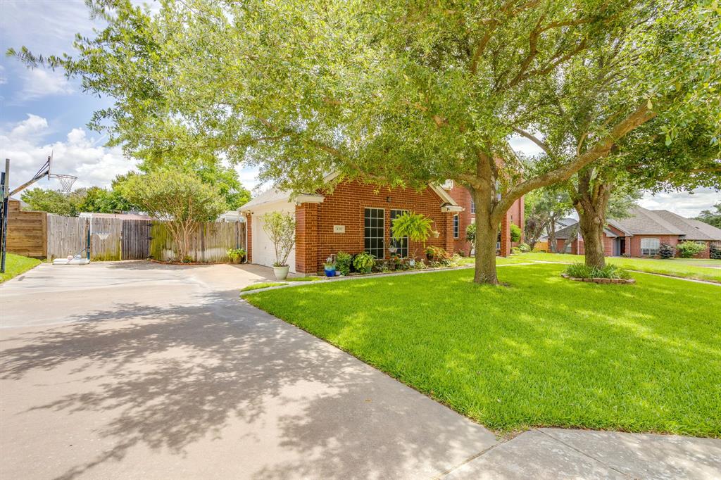435 Arbor Lawn Drive