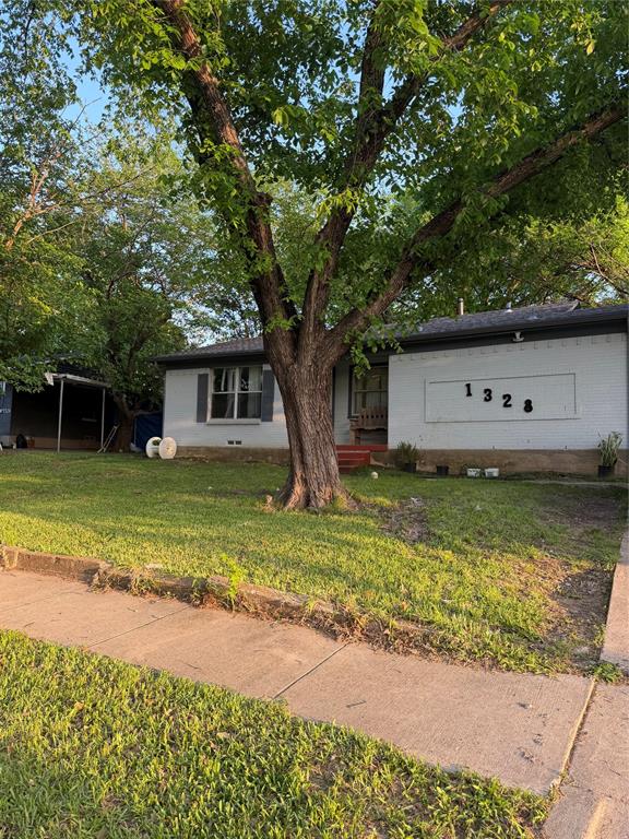 1328 Woodcrest Drive