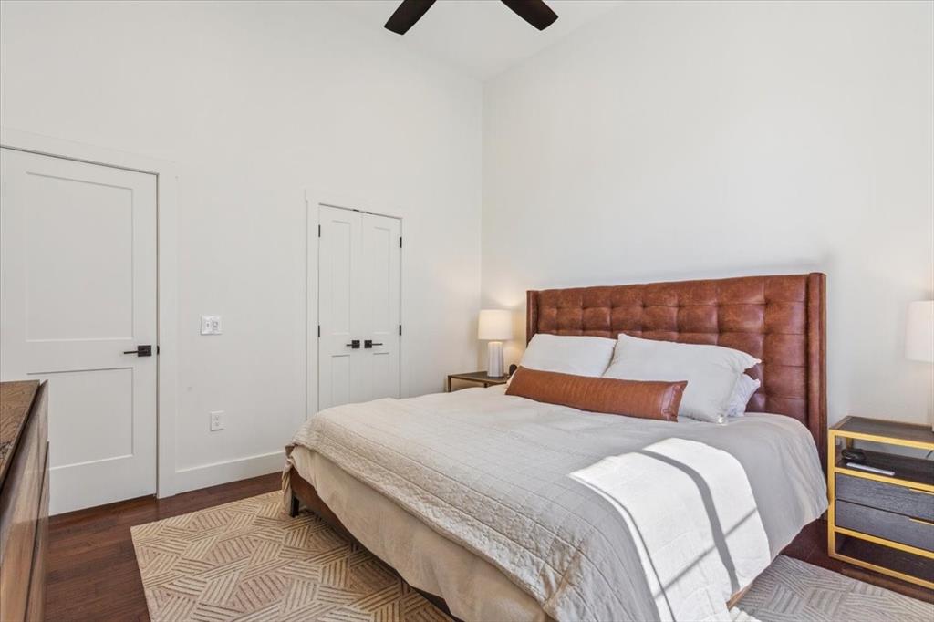 Austin Ave Flats, Orig Taylor - Residential