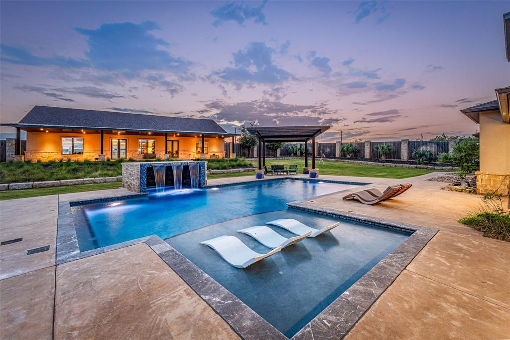 Mountain Shadows Ranch - Residential