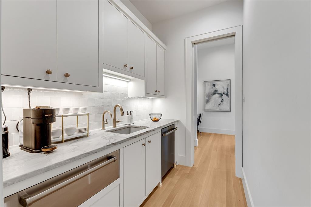 The Hills Of Kingswood - Residential