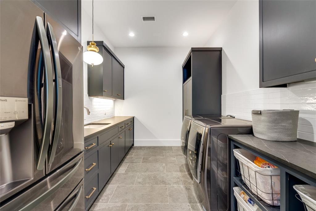 The Hills Of Kingswood - Residential