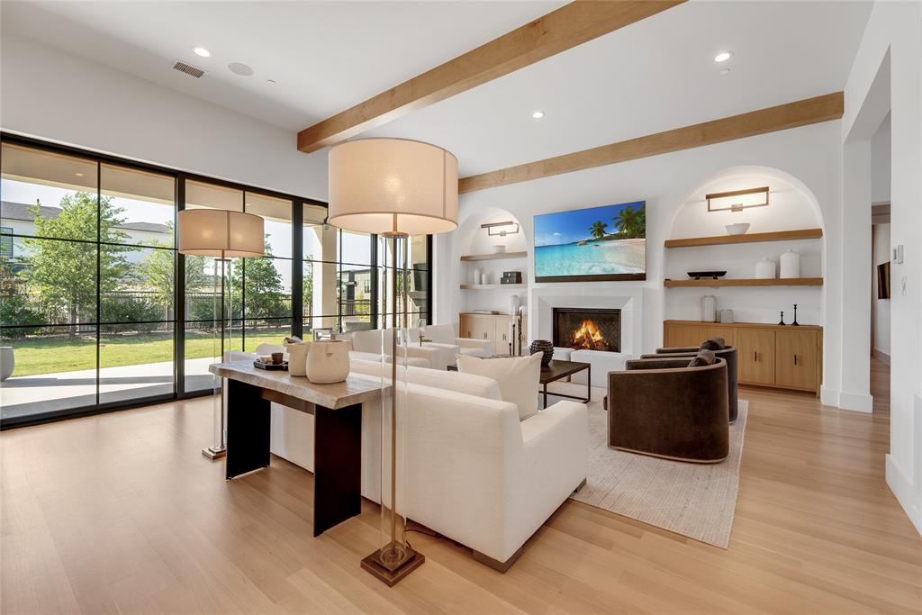 The Hills Of Kingswood - Residential