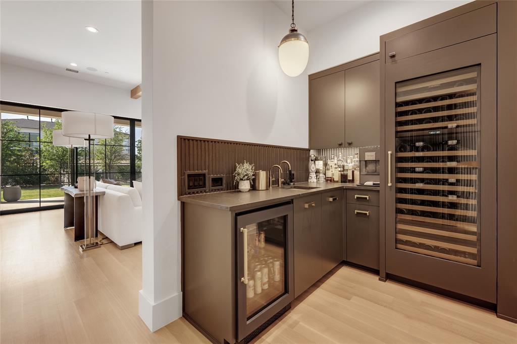 The Hills Of Kingswood - Residential