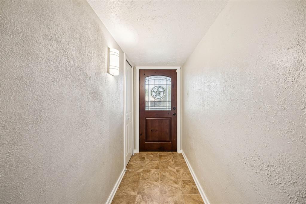 2710 Clover Valley Drive