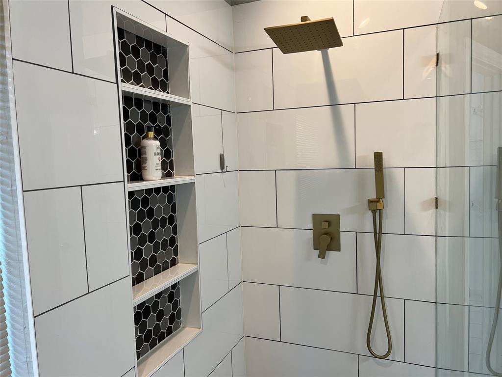 Glade Crossing 2a & 2b - Residential Lease