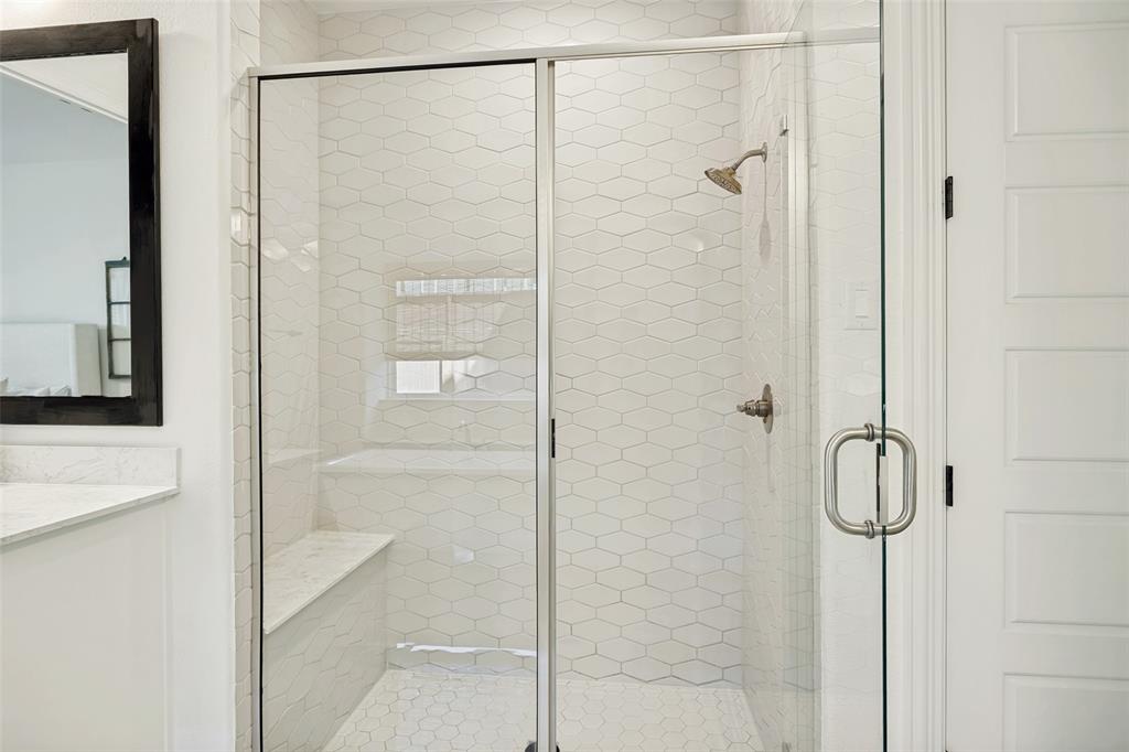 VINTAGE PLACE - Residential