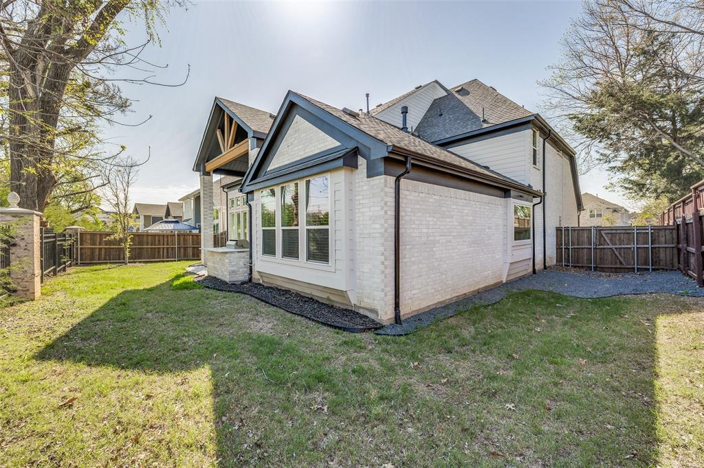 VINTAGE PLACE - Residential