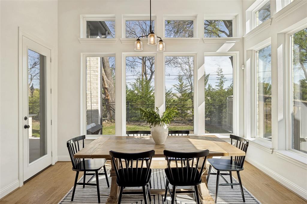 VINTAGE PLACE - Residential