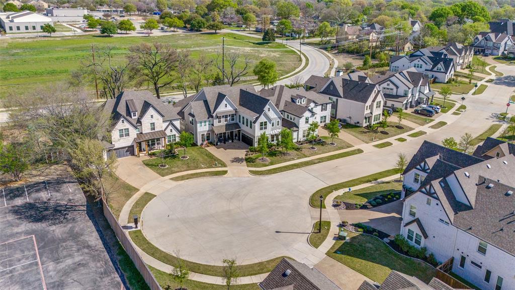 VINTAGE PLACE - Residential