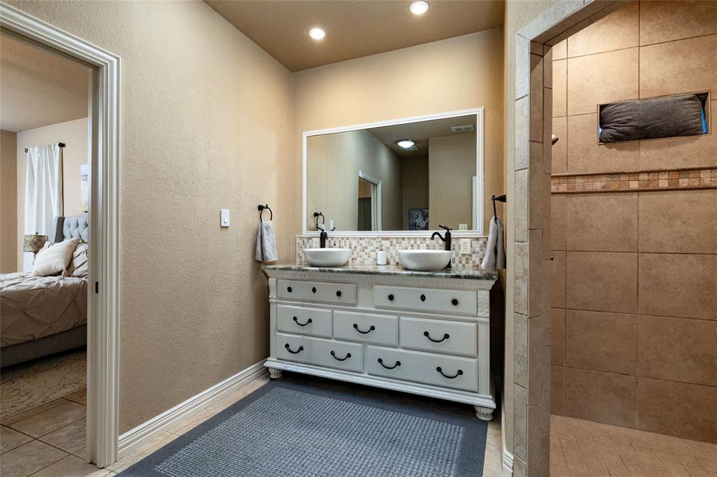 Runaway Bay - Residential