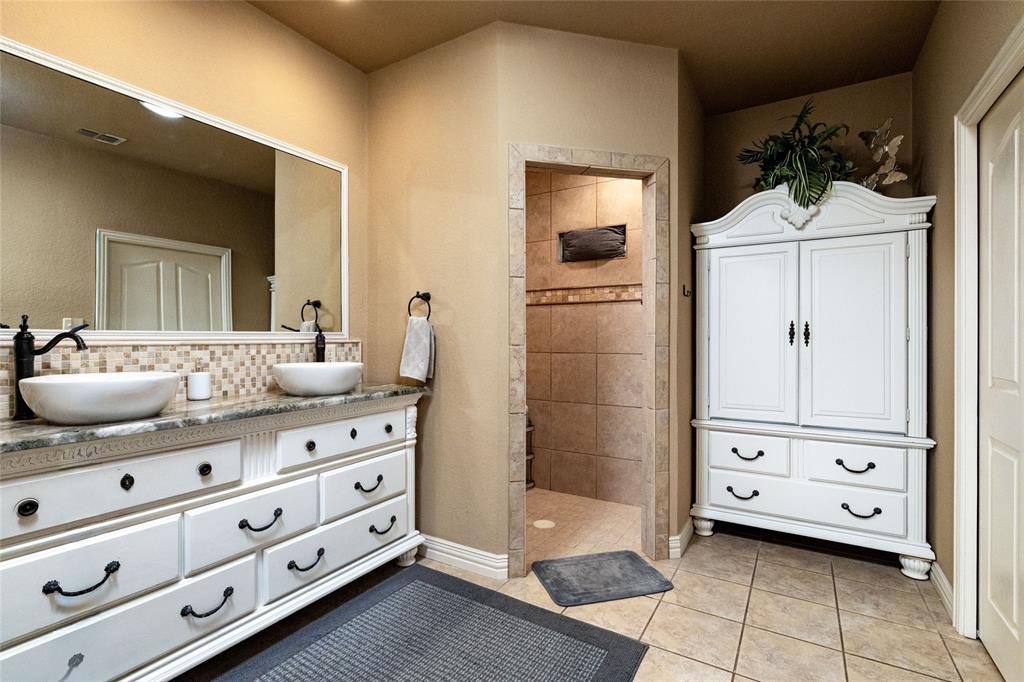 Runaway Bay - Residential