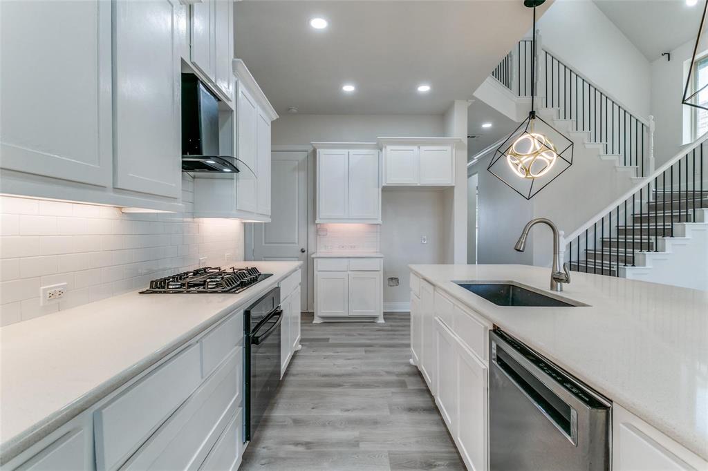 North Hills Estates - Residential Lease