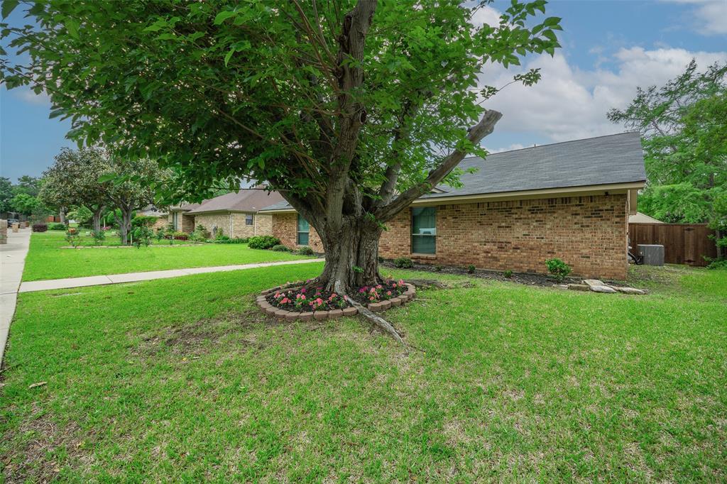 1916 Maxwell Drive