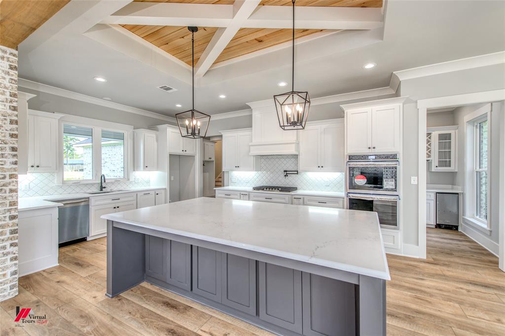 Maple Leaf - Residential