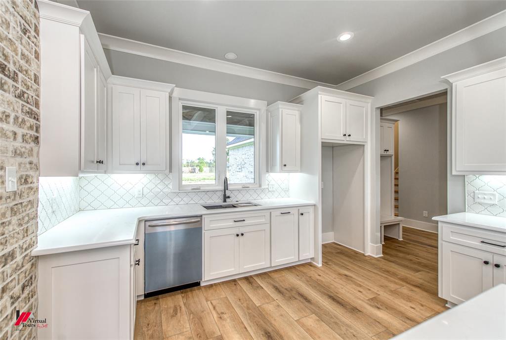 Maple Leaf - Residential