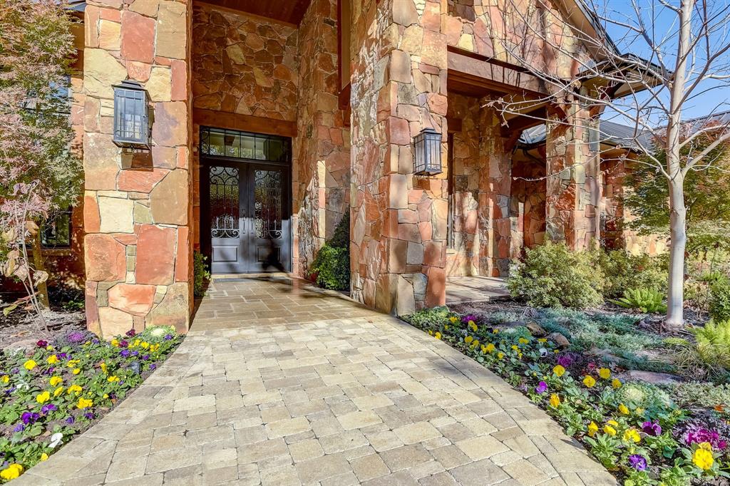 6960 Laurel Valley Drive