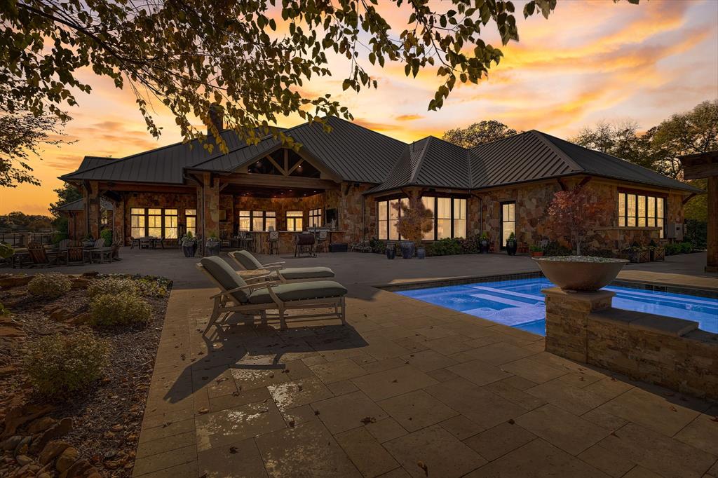 6960 Laurel Valley Drive