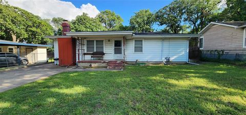 5612 Wainwright Drive Fort Worth TX 76112