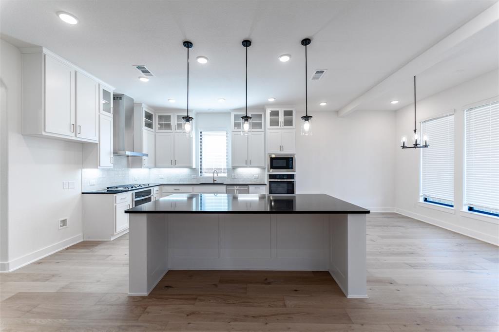 Sonoma Verde - Residential