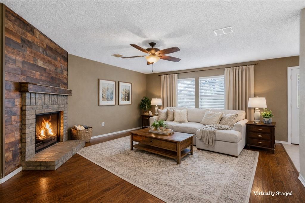 3821 Quail View Drive