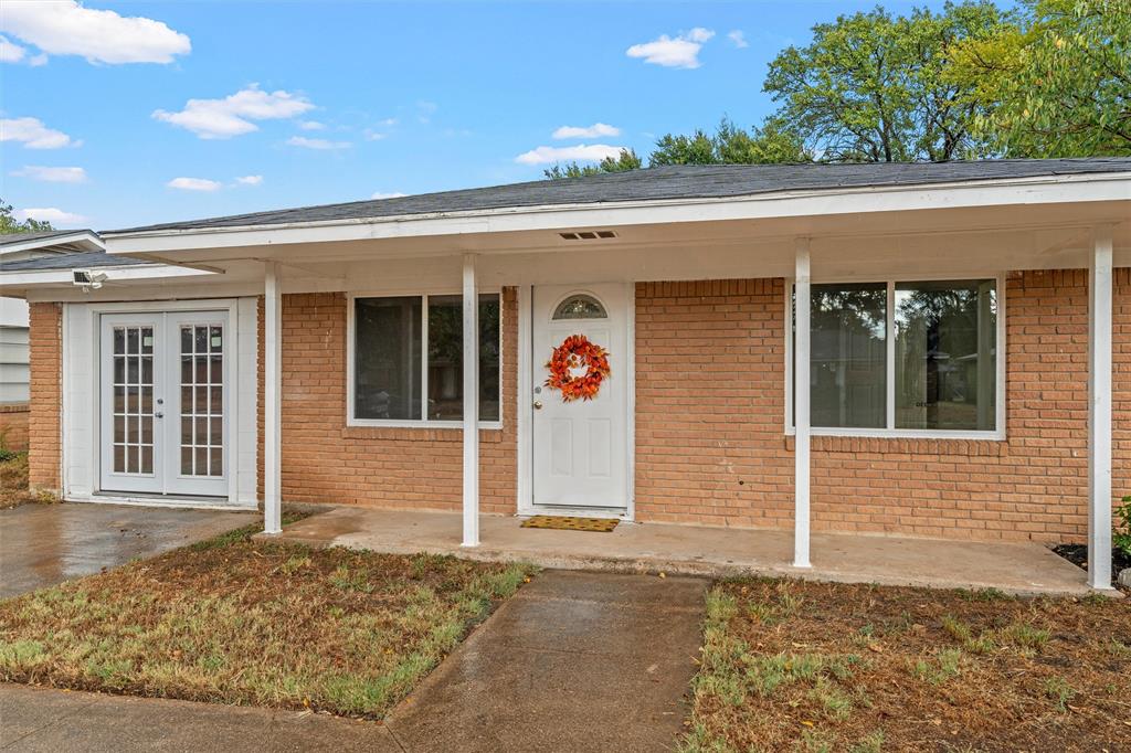 311 S Barbara Street