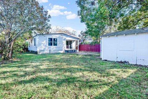 Tiny photo for 2916 Livingston Avenue, Fort Worth, TX 76110 (MLS # 21108969)
