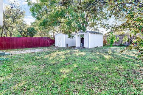Tiny photo for 2916 Livingston Avenue, Fort Worth, TX 76110 (MLS # 21108969)