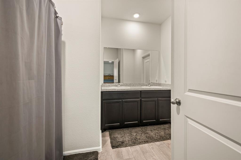 Chapel Crk - Residential