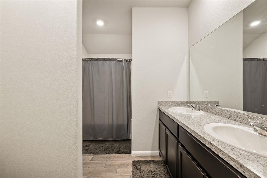 Chapel Crk - Residential