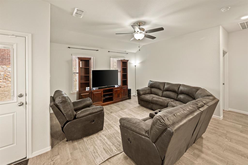 Chapel Crk - Residential