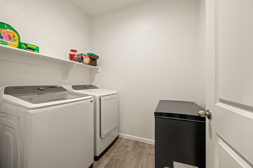 Chapel Crk - Residential