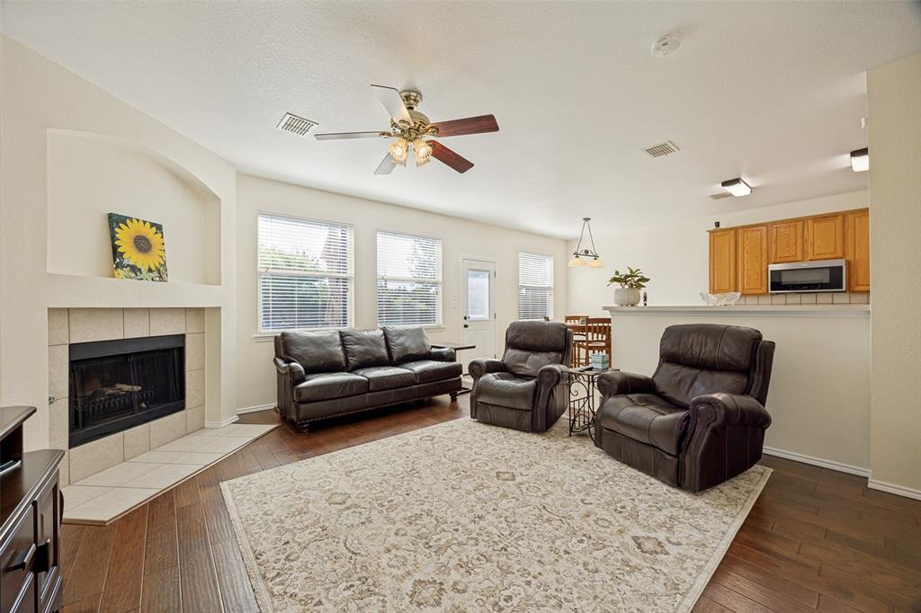 1219 Mobile Lane