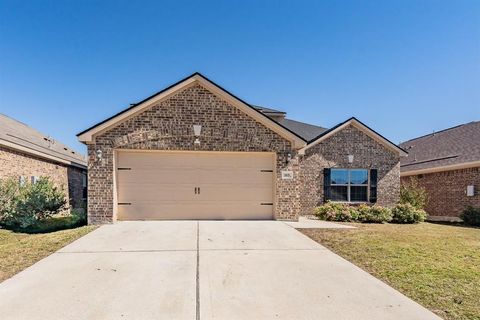 Tiny photo for 185 Aster Drive, Sanger, TX 76266 (MLS # 21101714)