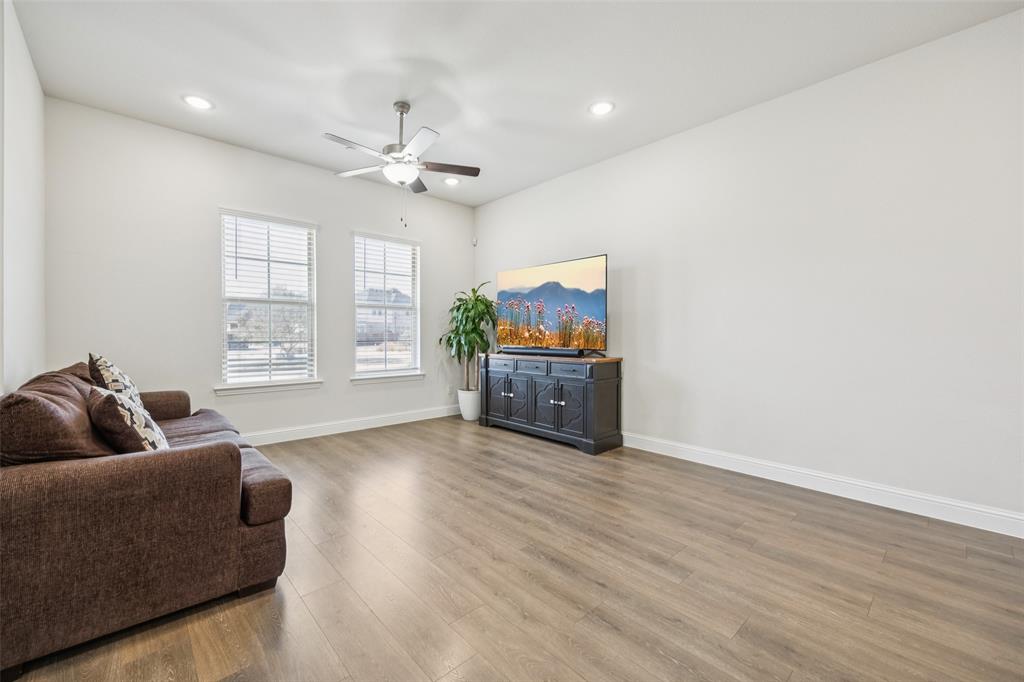 12986 Jk Ojha Street