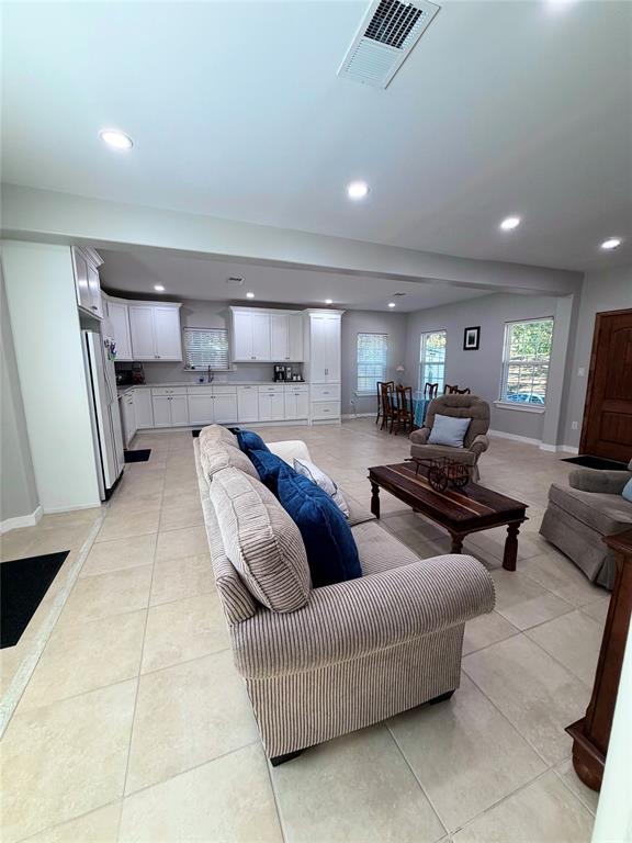 Royal Oaks - Residential