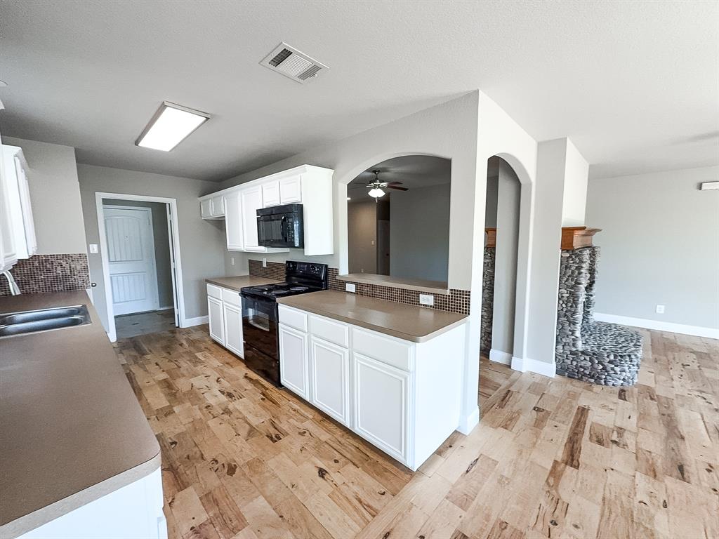 Emerald Park Add - Residential Lease