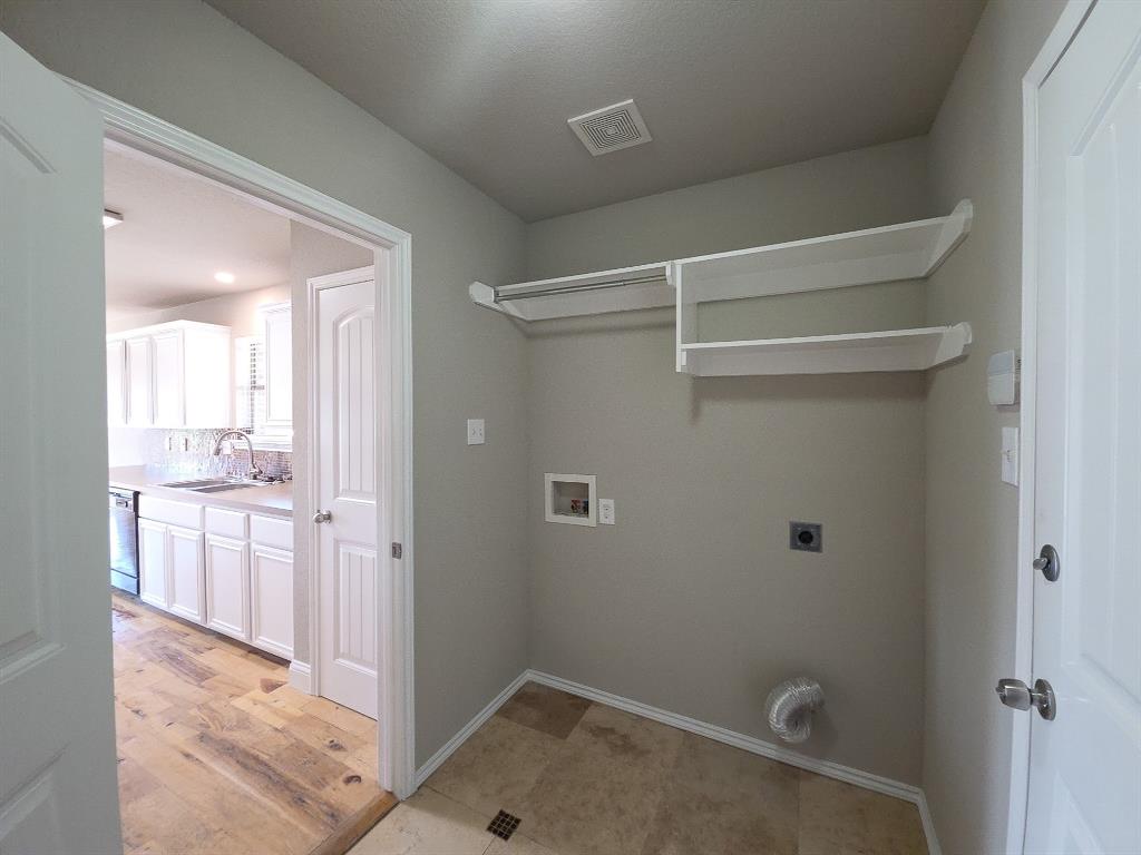 Emerald Park Add - Residential Lease