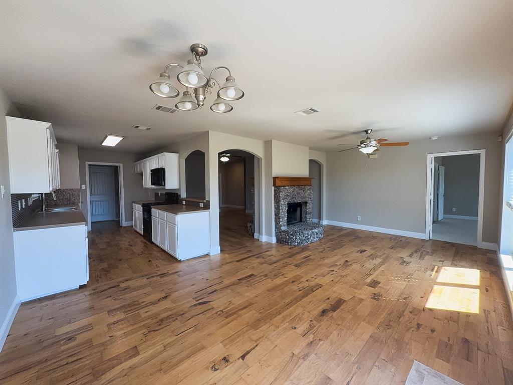 Emerald Park Add - Residential Lease