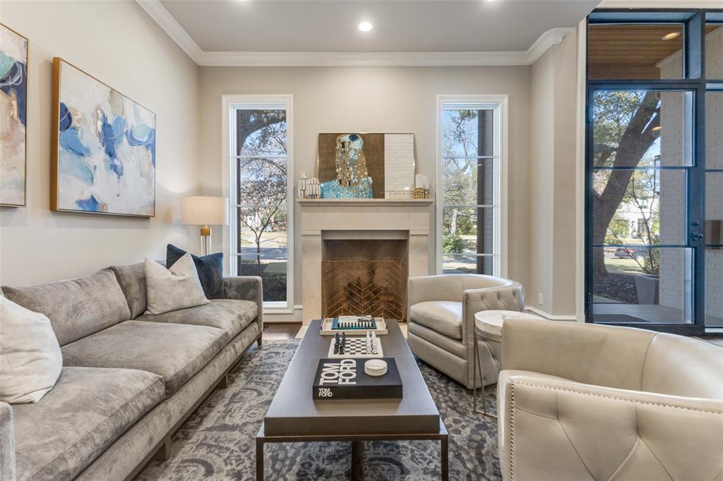 3017 Southwestern Boulevard