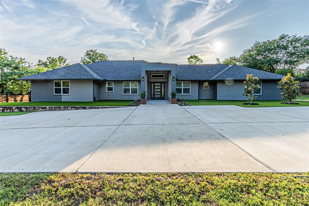 986 Elkin Lane
