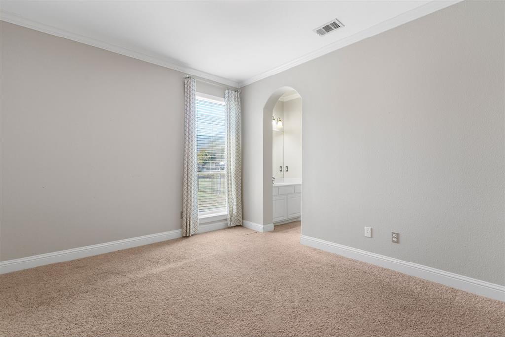 Hawks Wood - Residential