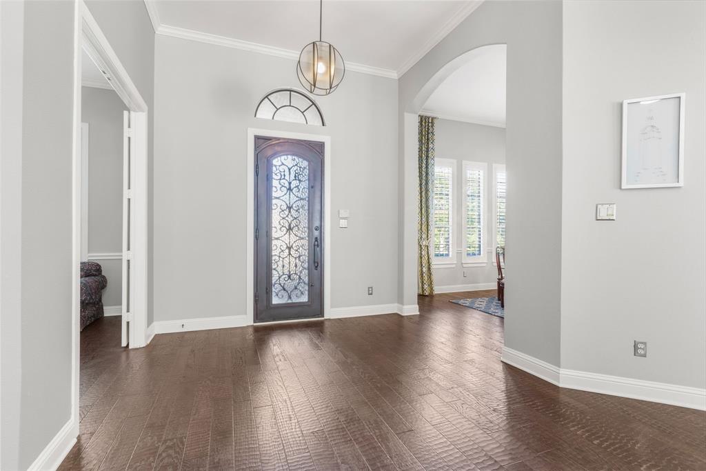 Hawks Wood - Residential